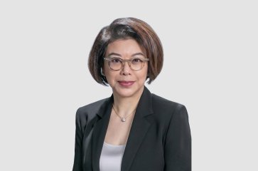 Winnie Tam