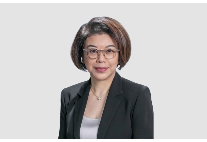 Winnie Tam